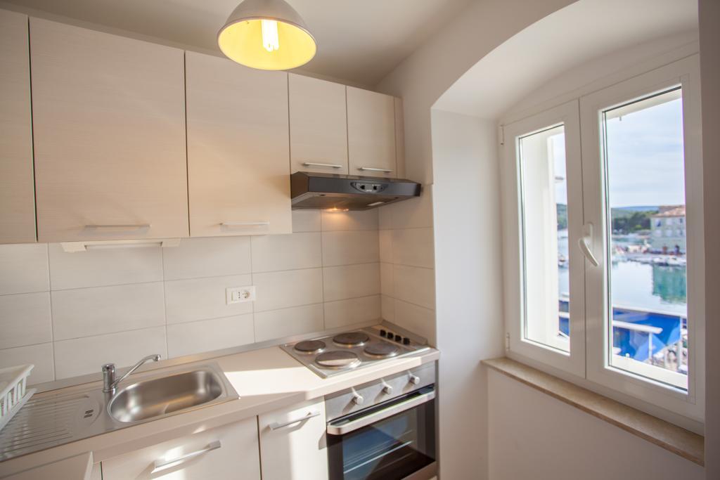 Apartment Pogled Na Luku ツレス エクステリア 写真