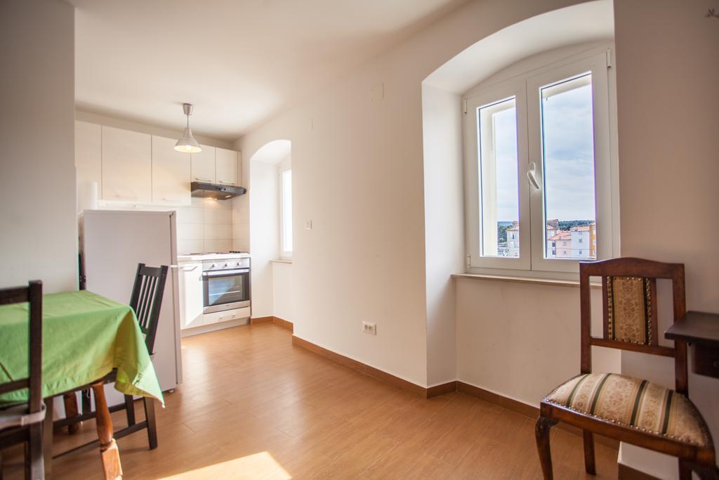 Apartment Pogled Na Luku ツレス エクステリア 写真